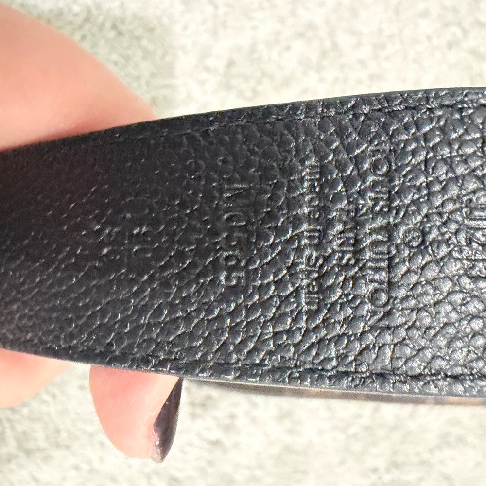 Louis Vuitton Black and Monogram Reversible Belt - Picture 3 of 4
